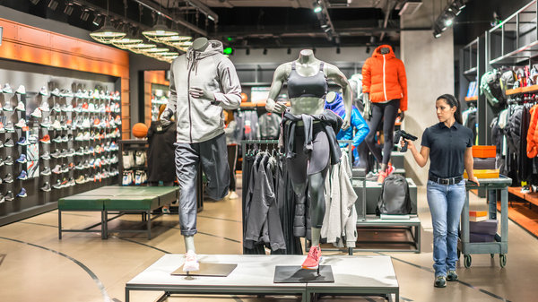 rfd40 photography website tc21 retail sports store reading 16x9
